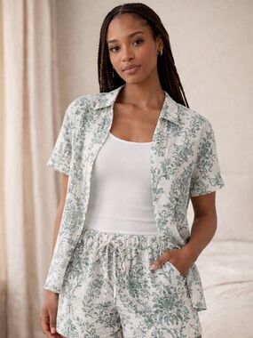 Green and White Patterned Women's Shorts